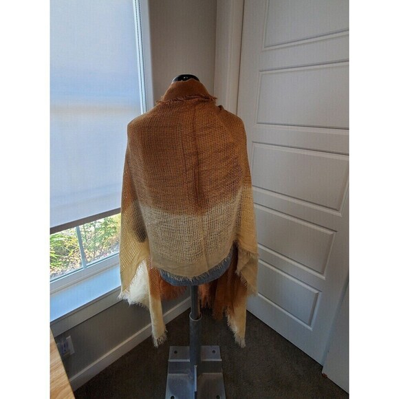 PINS AND NEEDLES ANTHROPOLOGIE TAN OMBRE OVERSIZE SCARF SHAWL WRAP WOMEN OS - Picture 7 of 12